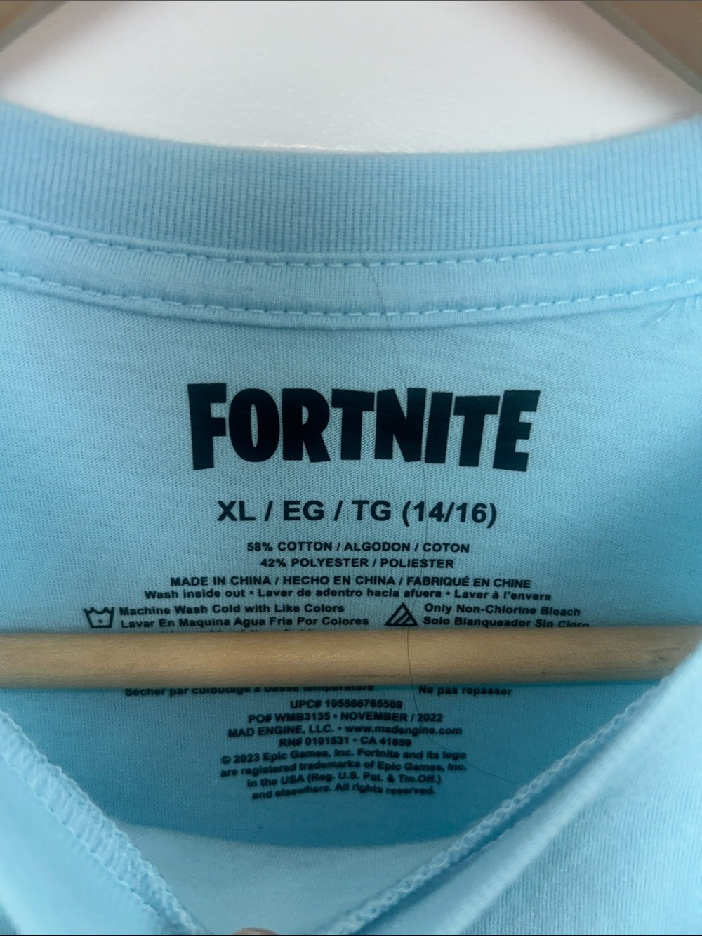 Peely Fortnite long sleeve - Picture 2 of 5
